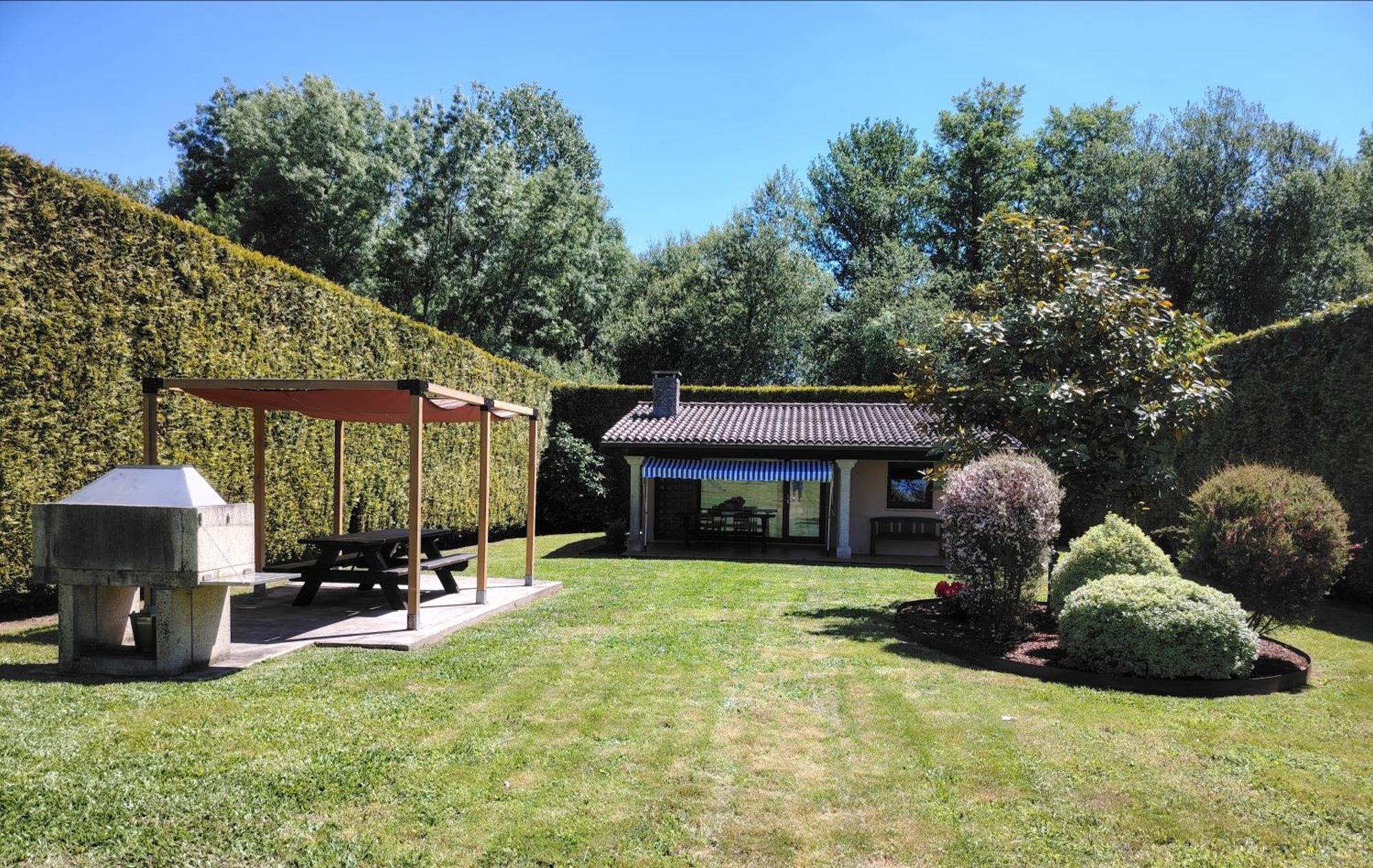 Finca O Loureiro Amés Buitenkant foto